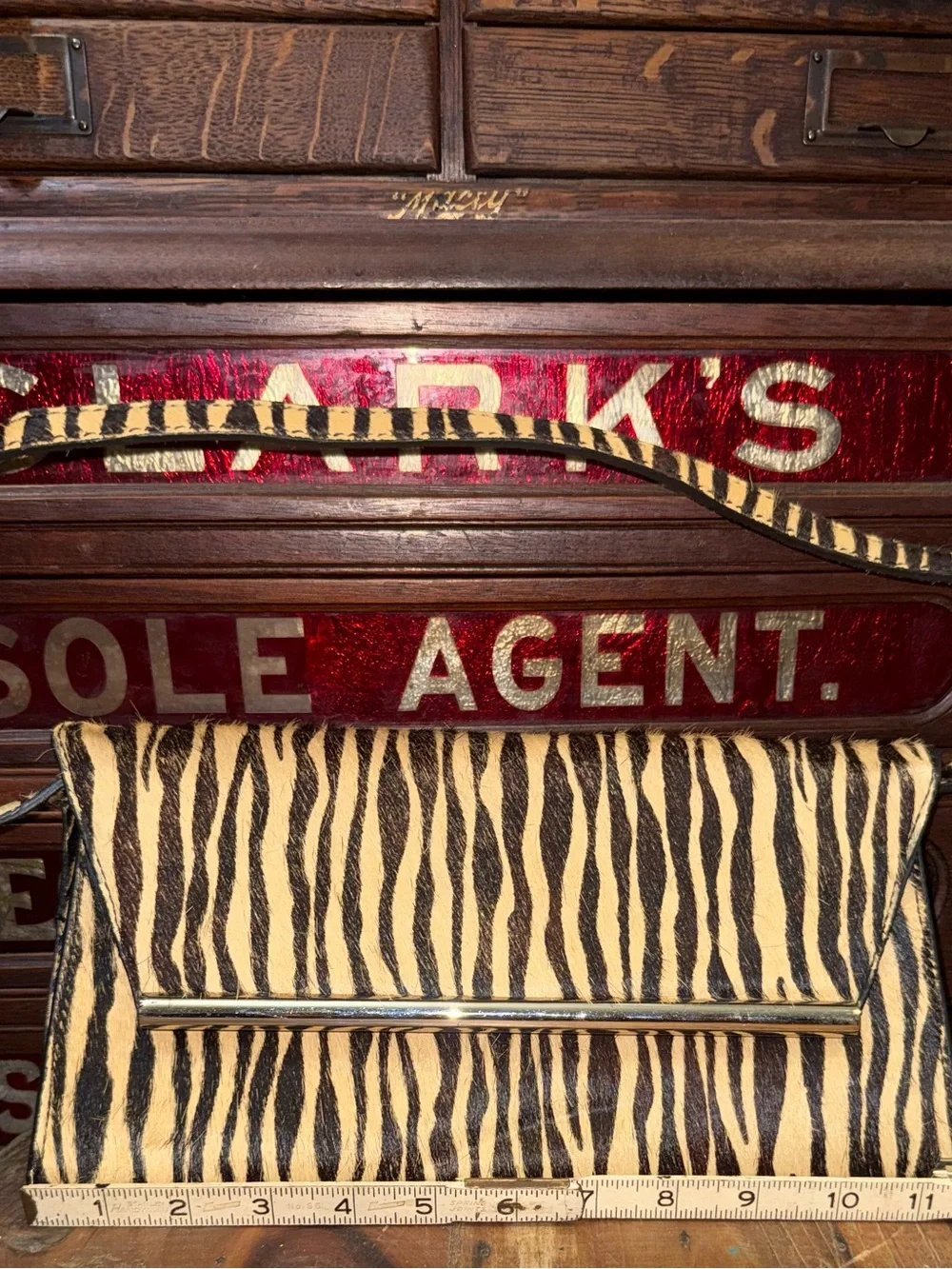 Kate Landry tiger print hair bag - Picture 3 of 5
